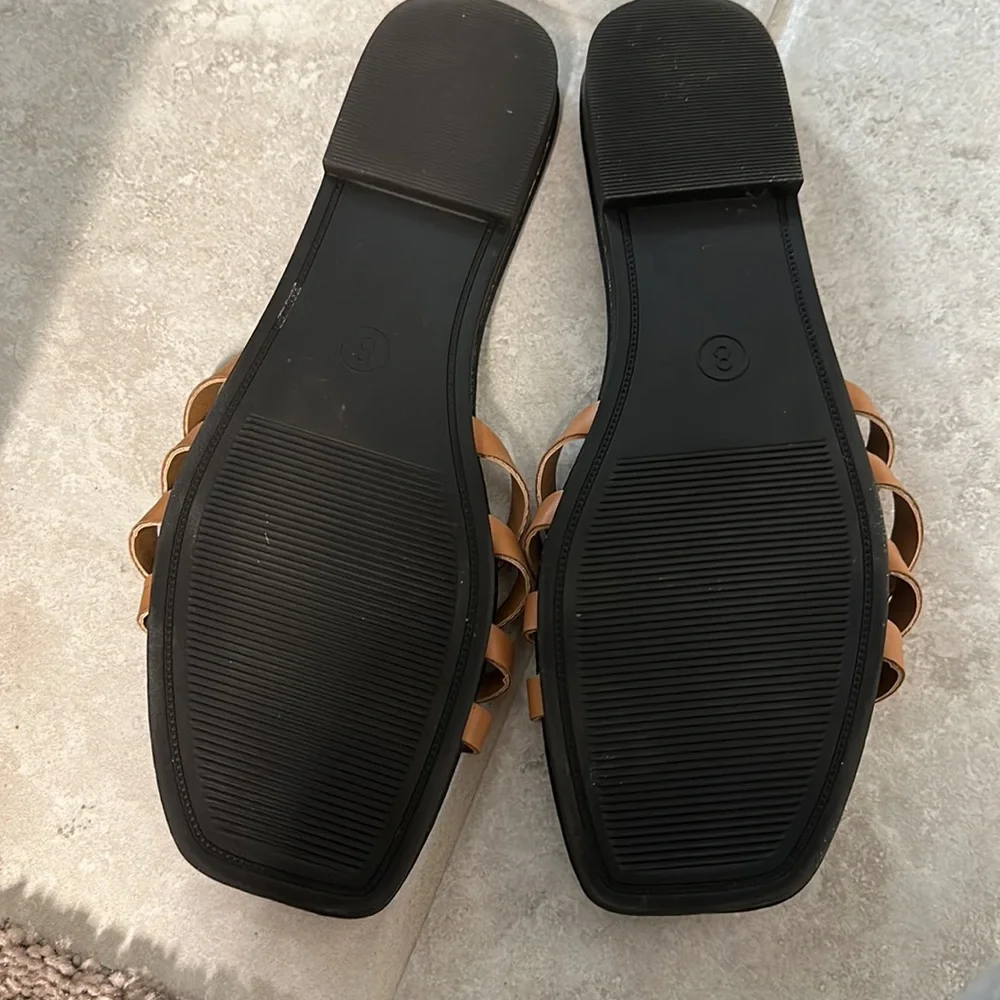 Flats - Picture 2 of 2